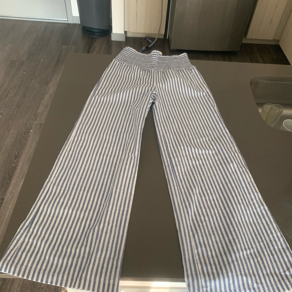 Super Cute Wide Leg Pant.